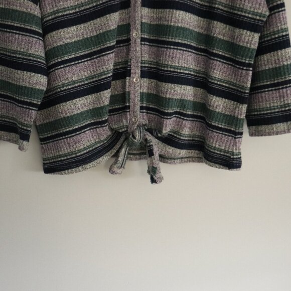 Ricki's Women's Colorful XL Striped Button-Down Tie Front Casual Stretch T-Shirt - Picture 7 of 12